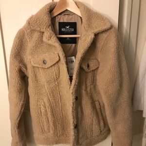 Women’s size XS Hollister shearling style jacket